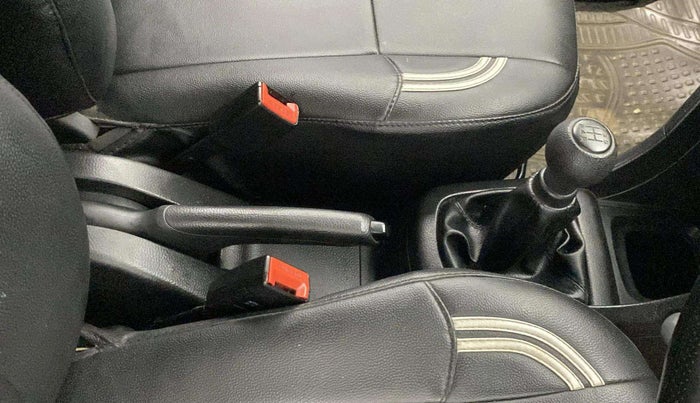 2017 Maruti Swift LXI (O), Petrol, Manual, 55,158 km, Gear Lever
