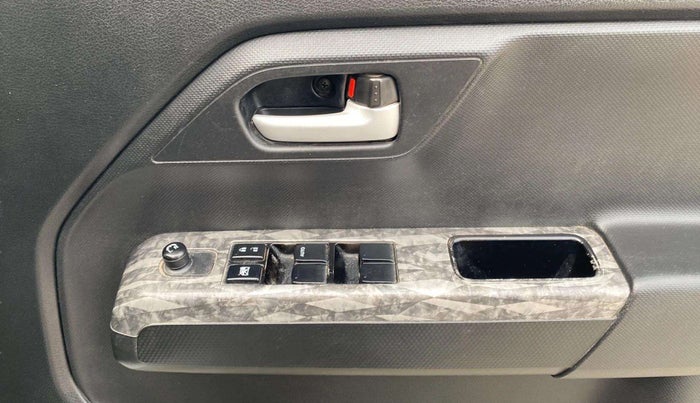 2020 Maruti New Wagon-R VXI 1.2 AMT, Petrol, Automatic, 41,034 km, Driver Side Door Panels Control