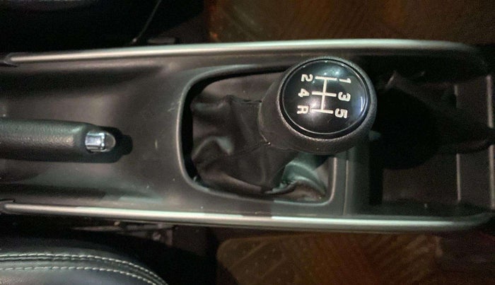 2018 Maruti Baleno ZETA PETROL 1.2, Petrol, Manual, 46,027 km, Gear Lever