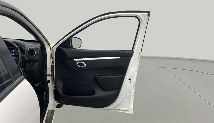 2023 Renault Kwid CLIMBER AMT 1.0, Petrol, Automatic, 32,538 km, RHS Front Door