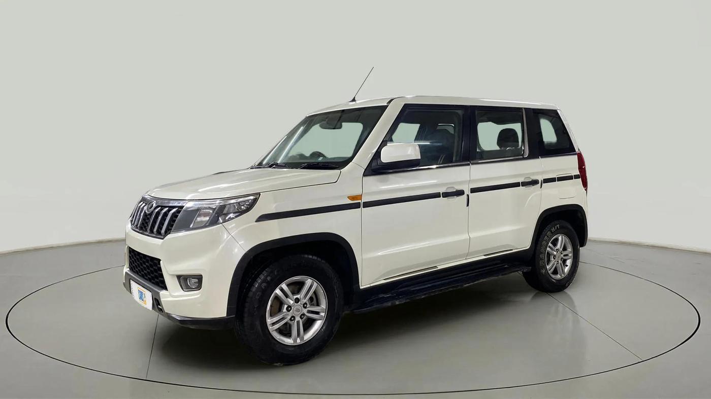 2022 Mahindra BOLERO NEO N10 R, Diesel, Manual, 74,357 km, Left Front Diagonal