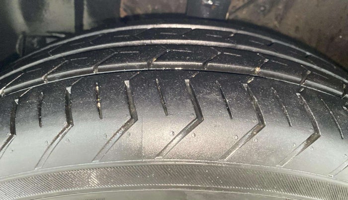 2024 Maruti Celerio ZXI PLUS AGS, Petrol, Automatic, 12,960 km, Left Front Tyre Tread