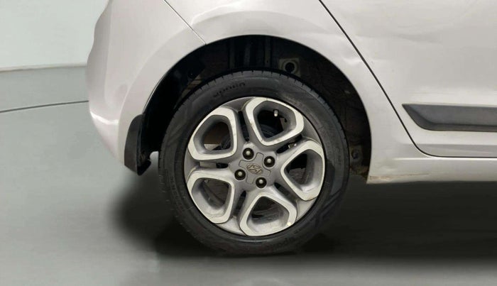 2018 Hyundai Elite i20 ASTA 1.2 (O), Petrol, Manual, 44,047 km, Right Rear Wheel