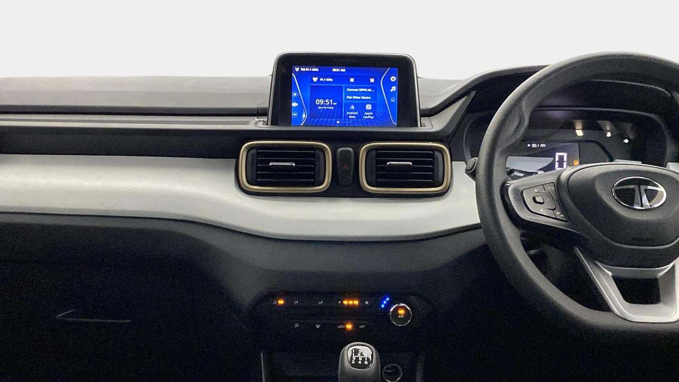2024 Tata PUNCH ACCOMPLISHED DAZZLE SUNROOF CNG MT, CNG, Manual, 15,538 km, Air Conditioner