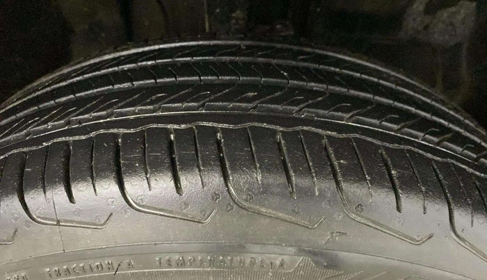 2024 Tata PUNCH ACCOMPLISHED DAZZLE SUNROOF CNG MT, CNG, Manual, 14,728 km, Right Front Tyre Tread