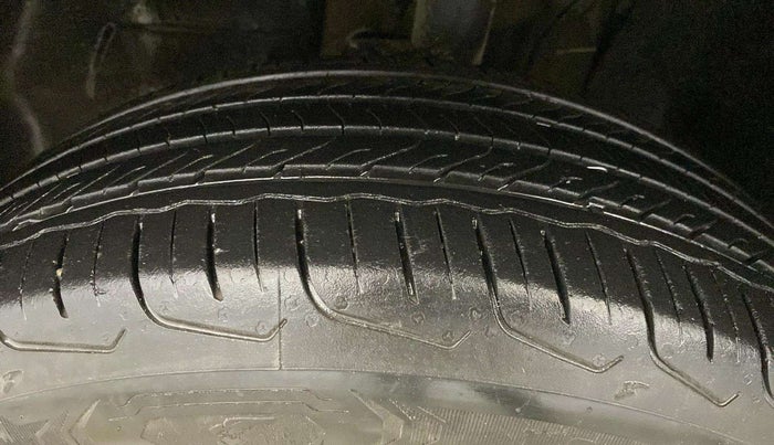 2024 Tata PUNCH ACCOMPLISHED DAZZLE SUNROOF CNG MT, CNG, Manual, 14,728 km, Left Front Tyre Tread