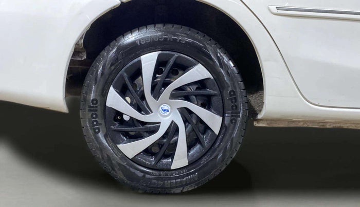 2014 Toyota Etios G, Petrol, Manual, 74,964 km, Right Rear Wheel