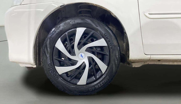 2014 Toyota Etios G, Petrol, Manual, 74,964 km, Left Front Wheel