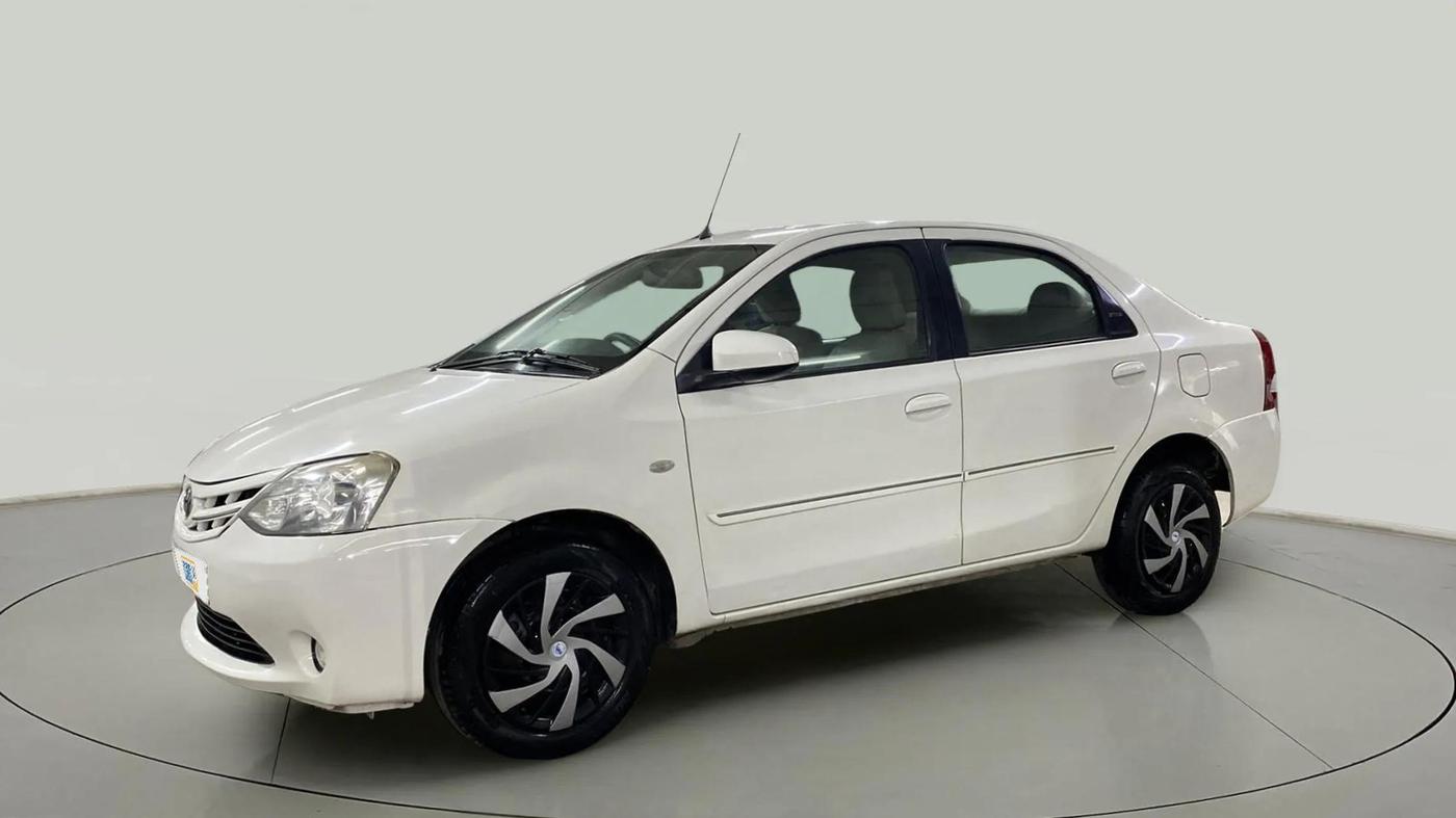 2014 Toyota Etios G, Petrol, Manual, 74,964 km, Left Front Diagonal