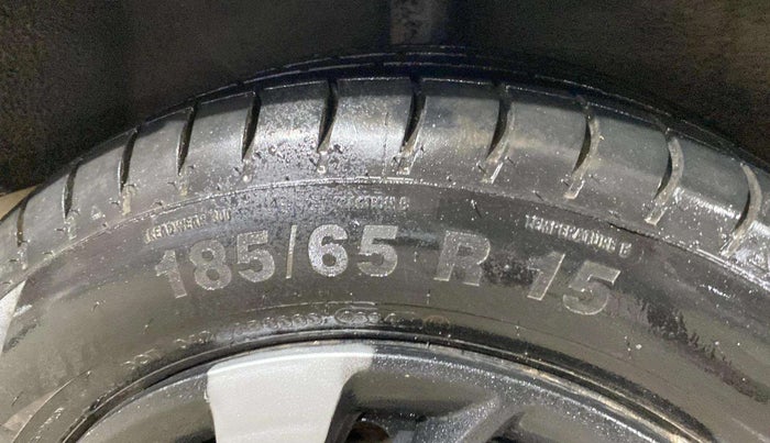 2014 Toyota Etios G, Petrol, Manual, 74,964 km, Left Front Tyre Tread
