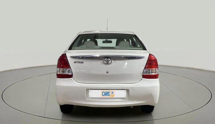 2014 Toyota Etios G, Petrol, Manual, 74,964 km, Back/Rear