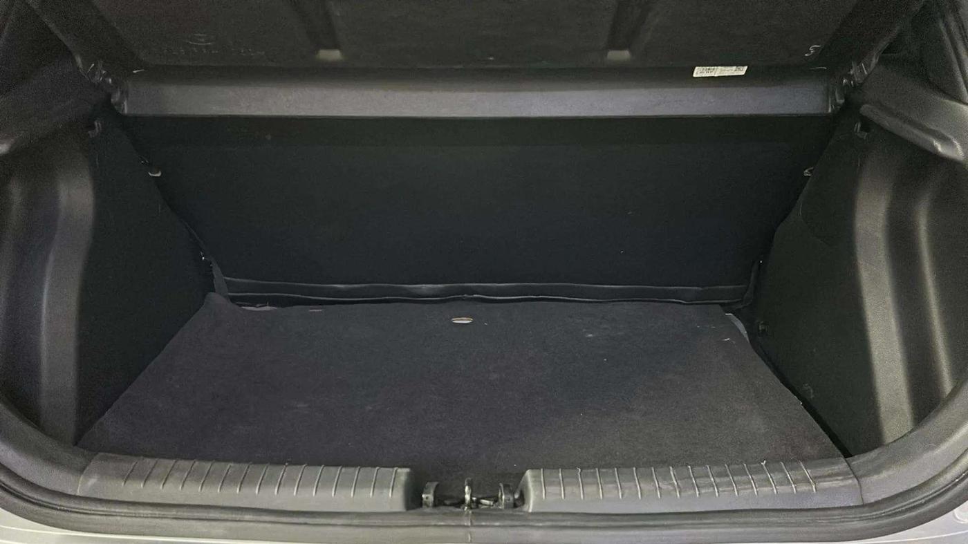 2019 Hyundai Elite i20 SPORTZ PLUS 1.2, Petrol, Manual, 22,654 km, Boot Inside
