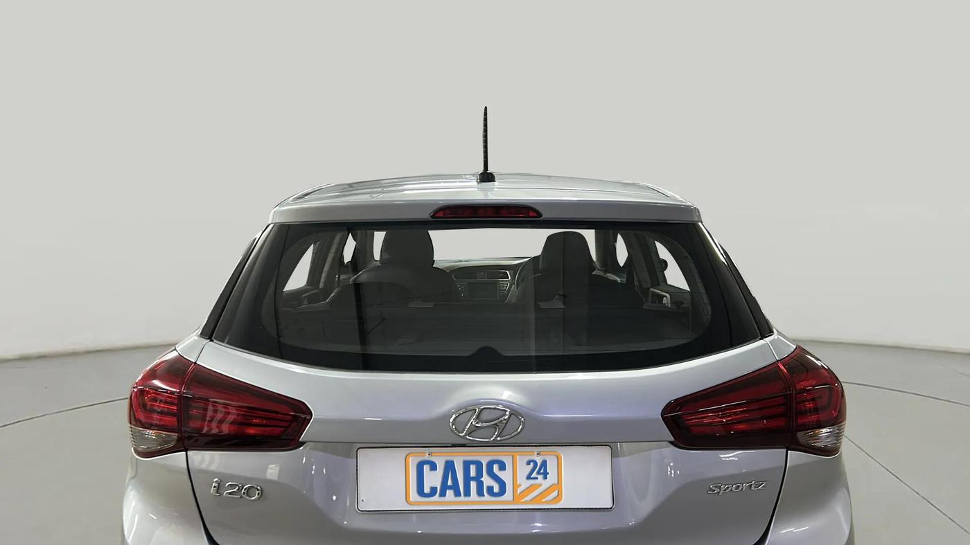 2019 Hyundai Elite i20 SPORTZ PLUS 1.2, Petrol, Manual, 22,654 km, Rear Windshield