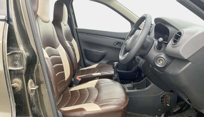2016 Renault Kwid RXT 0.8, Petrol, Manual, 48,773 km, Right Side Front Door Cabin