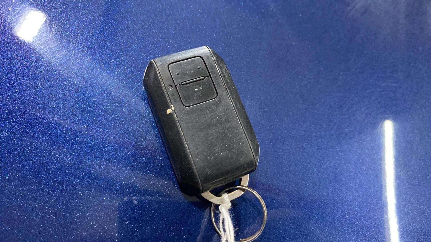 2019 Maruti Baleno ZETA PETROL 1.2, Petrol, Manual, 72,028 km, Key Close Up