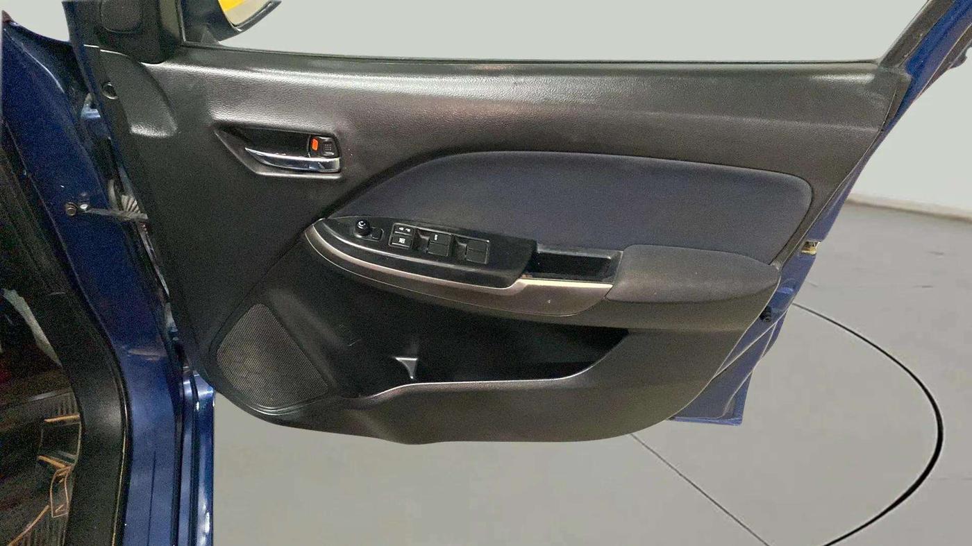 2019 Maruti Baleno ZETA PETROL 1.2, Petrol, Manual, 72,028 km, Driver Side Door Panels Control