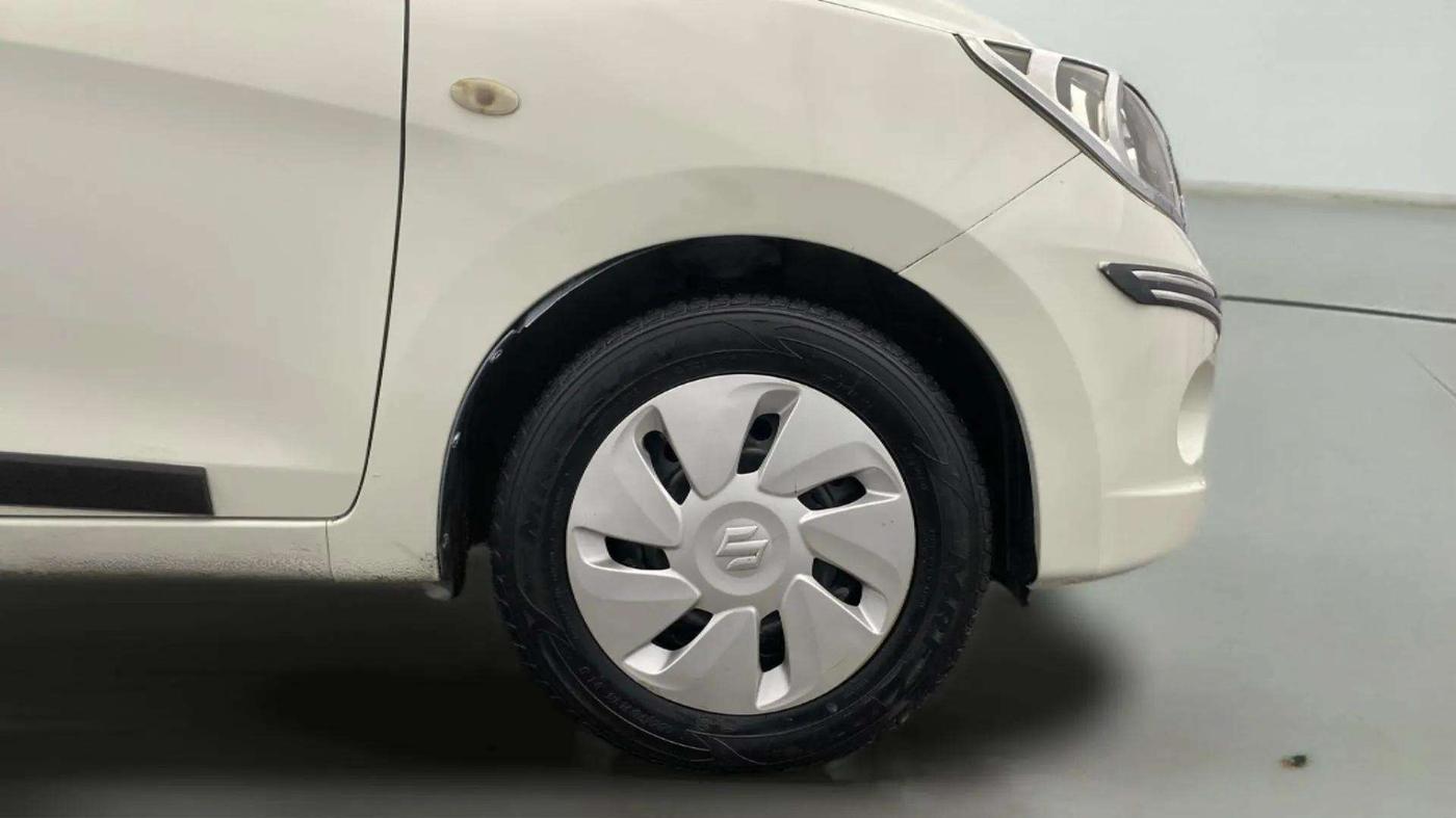2016 Maruti Celerio VXI AMT, Petrol, Automatic, 63,146 km, Right Front Wheel
