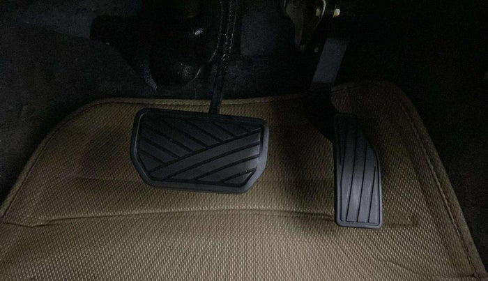 2016 Maruti Celerio VXI AMT, Petrol, Automatic, 63,146 km, Pedals