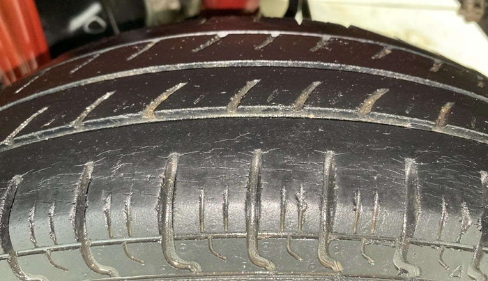 2018 Maruti Alto 800 LXI, Petrol, Manual, 47,593 km, Left Rear Tyre Tread