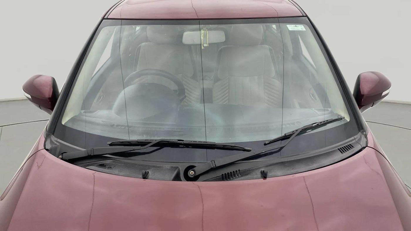 2017 Maruti Swift Dzire ZXI, Petrol, Manual, 40,705 km, Front Windshield