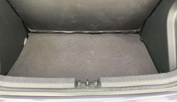 2018 Hyundai Elite i20 ASTA 1.2, Petrol, Manual, 71,779 km, Boot Inside