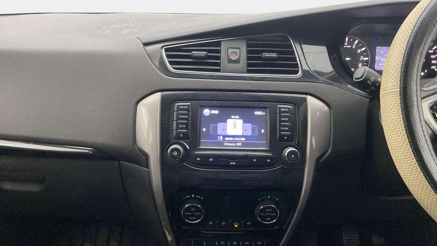 2015 Tata Bolt XT REVOTRON, Petrol, Manual, 99,792 km, Air Conditioner