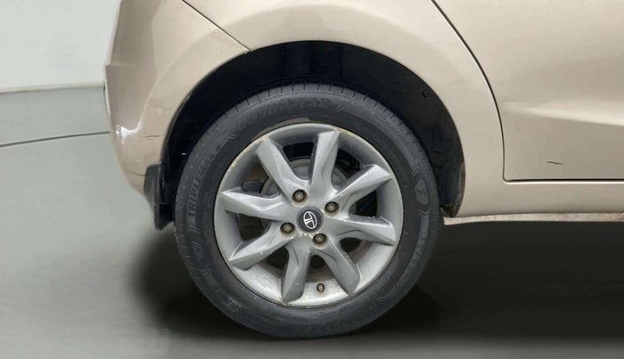 2015 Tata Bolt XT REVOTRON, Petrol, Manual, 99,792 km, Right Rear Wheel