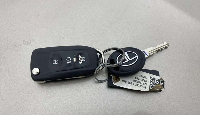 2015 Tata Bolt XT REVOTRON, Petrol, Manual, 99,792 km, Key Close Up