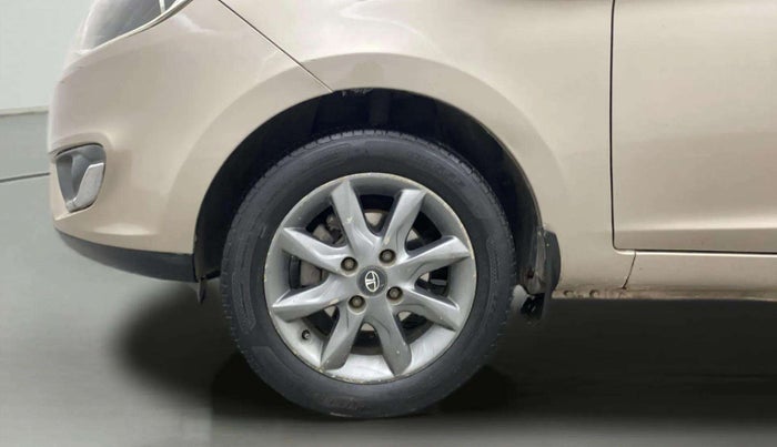 2015 Tata Bolt XT REVOTRON, Petrol, Manual, 99,792 km, Left Front Wheel