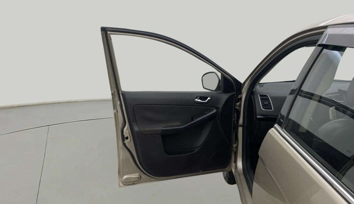 2015 Tata Bolt XT REVOTRON, Petrol, Manual, 99,792 km, LHS Front Door