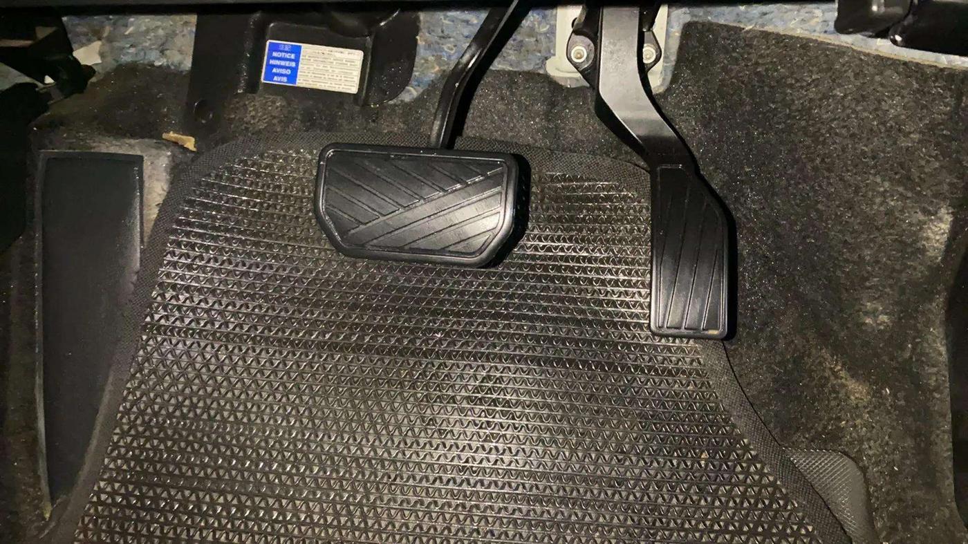 2020 Maruti Vitara Brezza ZXI AT SHVS, Petrol, Automatic, 52,161 km, Pedals