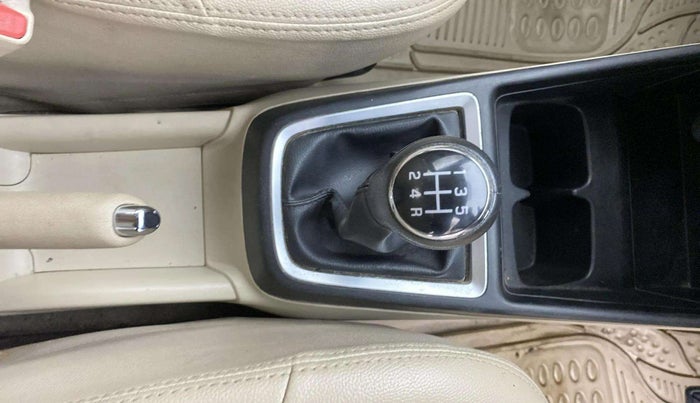 2019 Maruti Dzire ZDI, Diesel, Manual, 51,237 km, Gear Lever