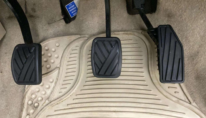 2019 Maruti Dzire ZDI, Diesel, Manual, 51,237 km, Pedals