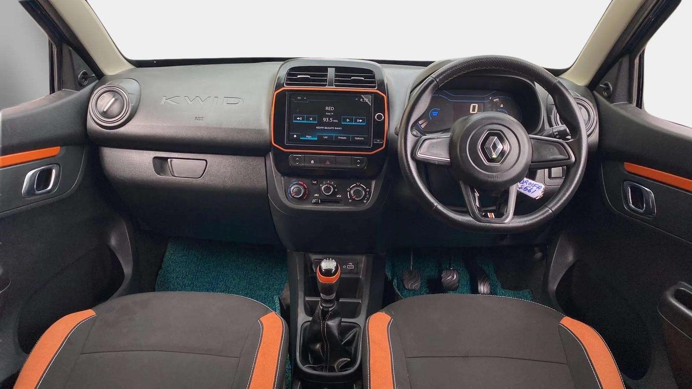 2020 Renault Kwid CLIMBER 1.0 (O), Petrol, Manual, 32,641 km, Dashboard
