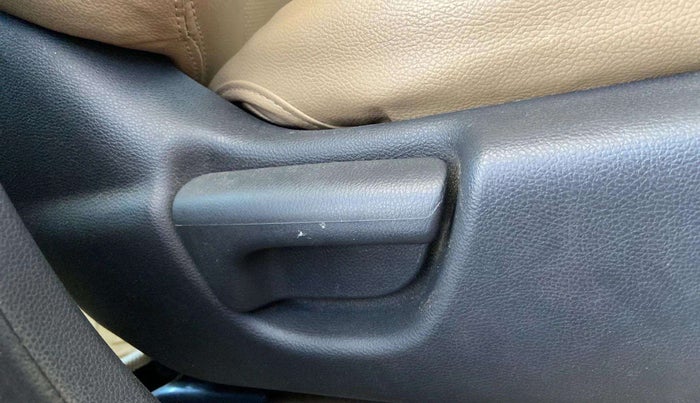 2017 Honda City 1.5L I-VTEC S MT, Petrol, Manual, 94,973 km, Driver Side Adjustment Panel