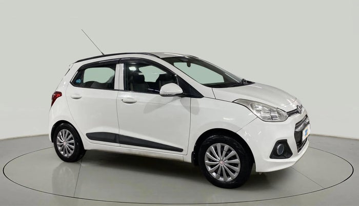 2016 Hyundai Grand i10 SPORTZ 1.2 KAPPA VTVT, CNG, Manual, 74,783 km, Right Front Diagonal