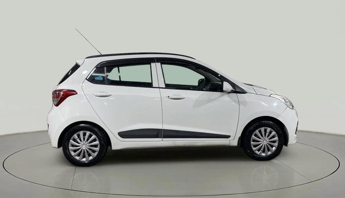 2016 Hyundai Grand i10 SPORTZ 1.2 KAPPA VTVT, CNG, Manual, 74,783 km, Right Side View