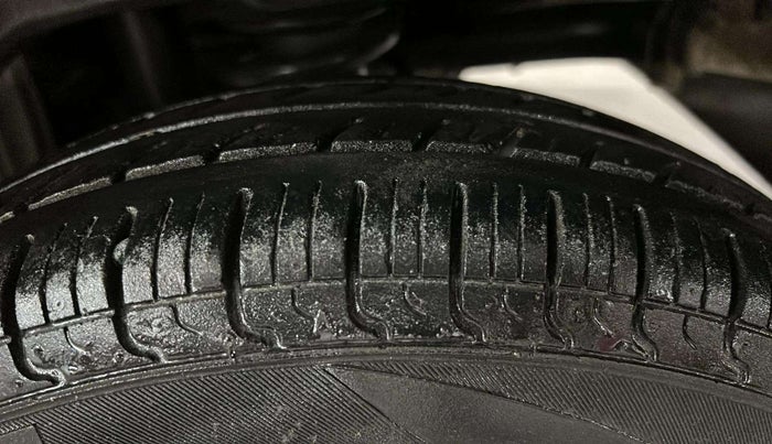 2022 Maruti Alto LXI OPT CNG, CNG, Manual, 41,365 km, Left Rear Tyre Tread