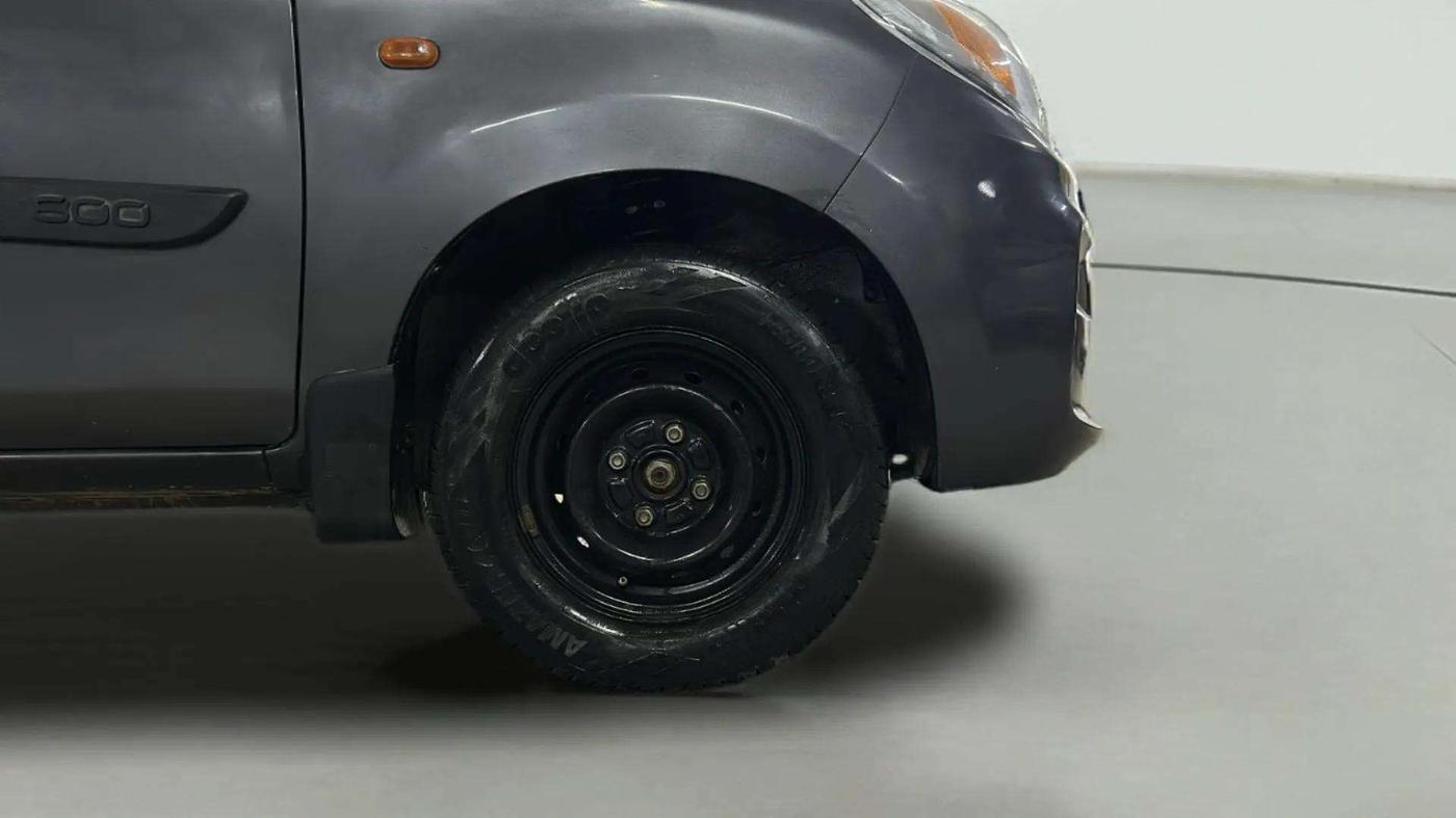 2022 Maruti Alto LXI OPT CNG, CNG, Manual, 41,365 km, Right Front Wheel