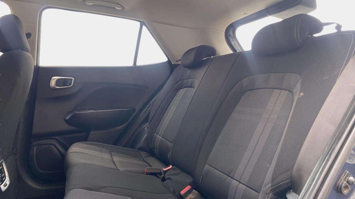 2020 Hyundai VENUE SX PLUS 1.0 TURBO DCT, Petrol, Automatic, 39,904 km, Right Side Rear Door Cabin