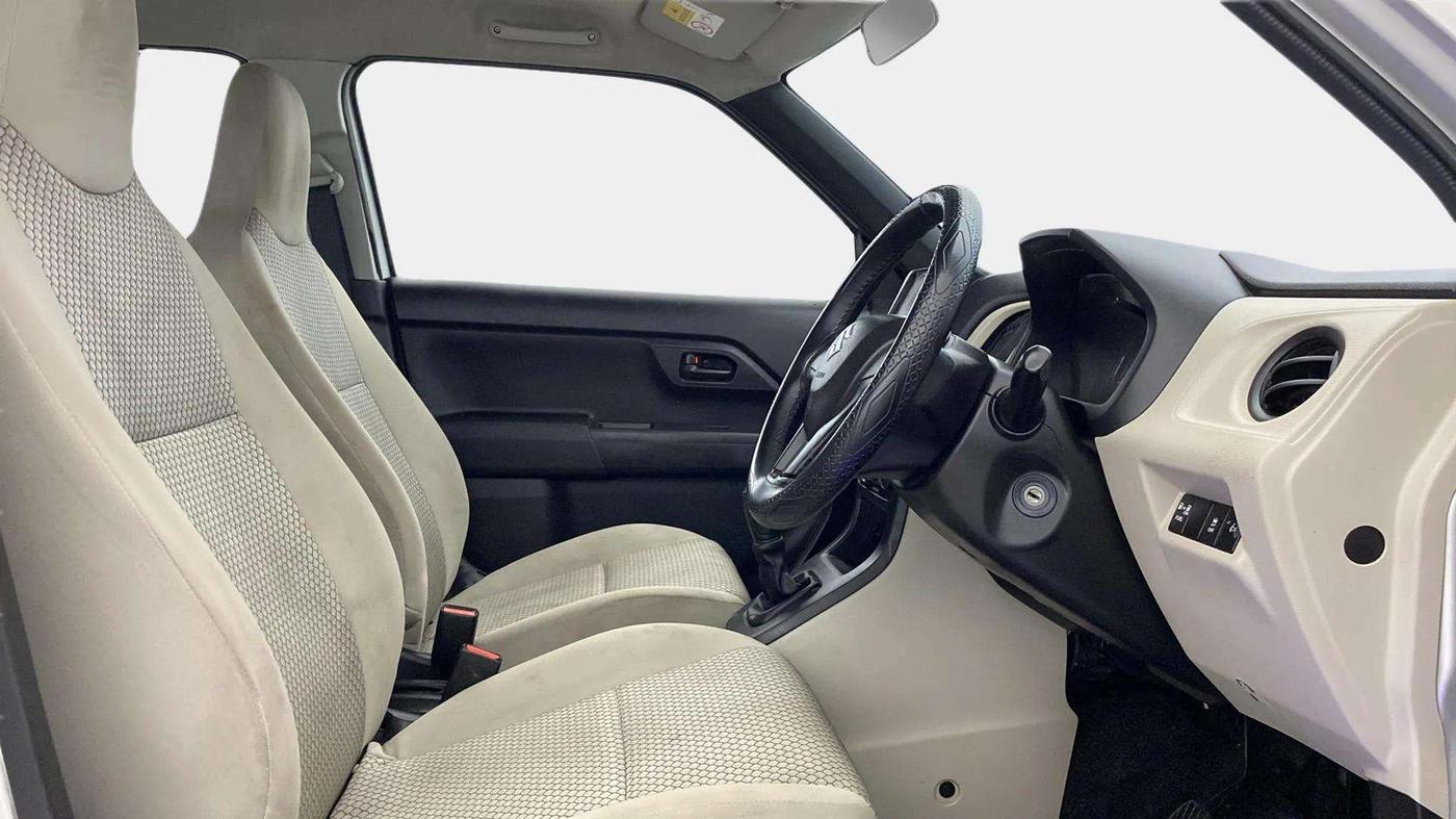 2023 Maruti New Wagon-R LXI CNG 1.0, CNG, Manual, 21,219 km, Right Side Front Door Cabin