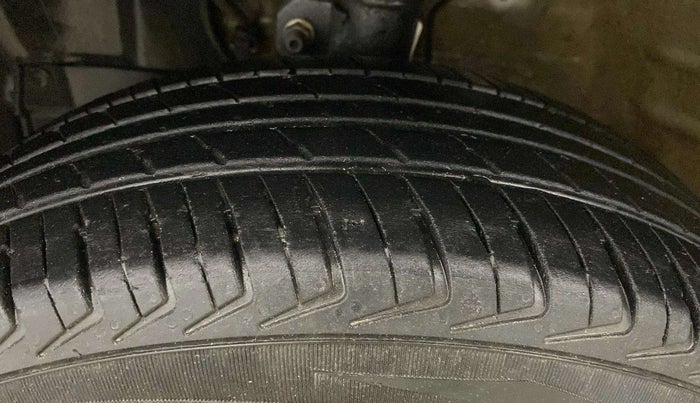 2023 Maruti New Wagon-R LXI CNG 1.0, CNG, Manual, 21,219 km, Left Front Tyre Tread