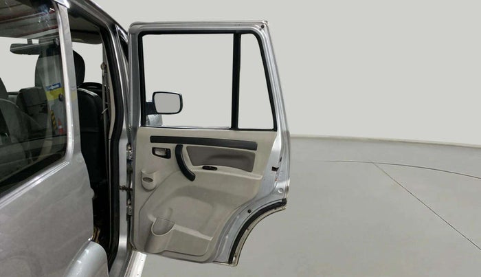 2021 Mahindra Scorpio S5, Diesel, Manual, 96,500 km, RHS Rear Door