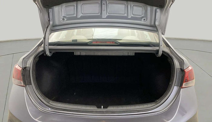 2018 Hyundai Verna 1.6 VTVT SX, Petrol, Manual, 64,160 km, Boot Open Zoomed View