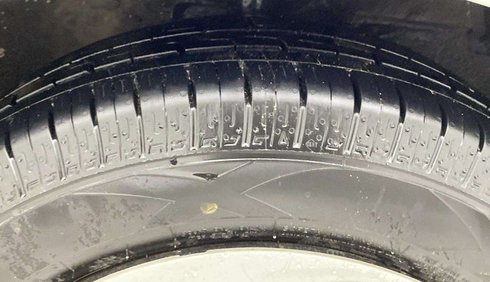 2017 Maruti Celerio ZXI, Petrol, Manual, 54,334 km, Right Front Tyre Tread