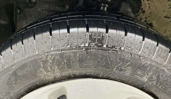 2017 Maruti Celerio ZXI, Petrol, Manual, 54,334 km, Left Front Tyre Tread