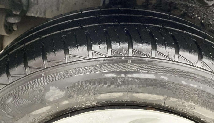 2017 Maruti Celerio ZXI, Petrol, Manual, 54,334 km, Right Rear Tyre Tread