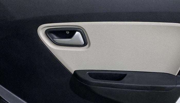 2020 Maruti Alto VXI, Petrol, Manual, 52,269 km, Driver Side Door Panels Control