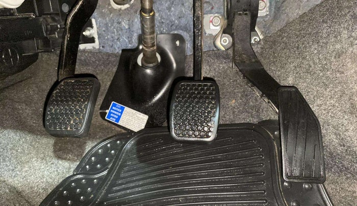 2020 Maruti Alto VXI, Petrol, Manual, 52,269 km, Pedals