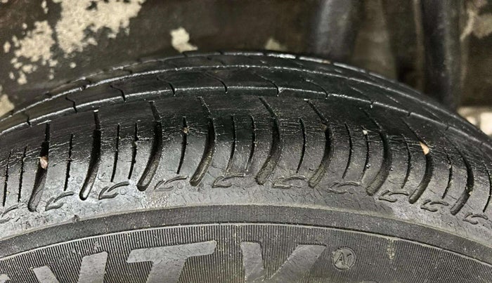 2019 Maruti S PRESSO VXI AMT, Petrol, Automatic, 27,722 km, Left Rear Tyre Tread